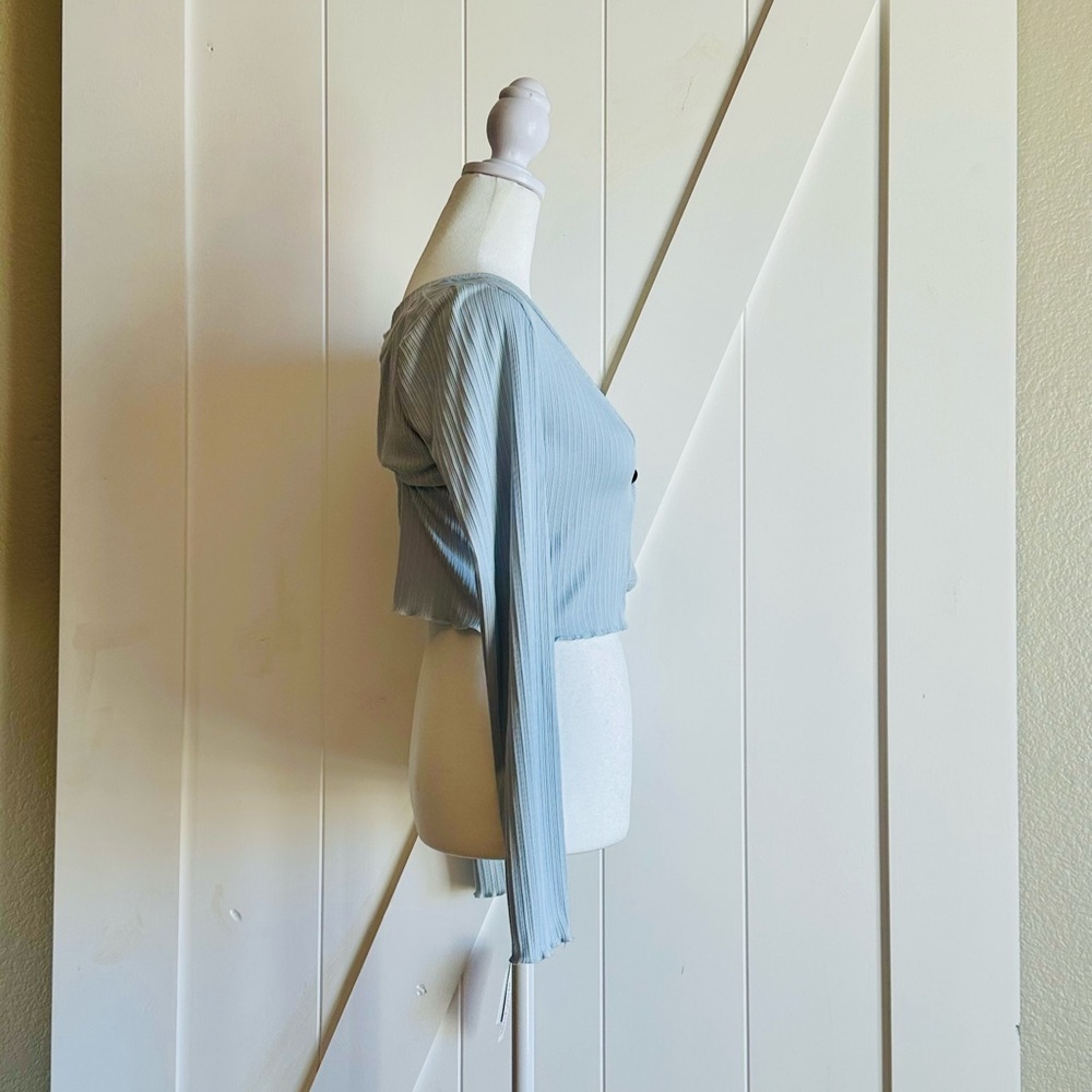 Light Blue Ribbed Button-Up Cardigan - Picture 3 of 5